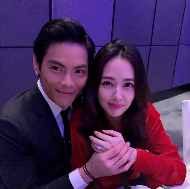 郭碧婷怀2胎，奚梦瑶怀3胎？豪门里面的明星，都在比赛生孩子？