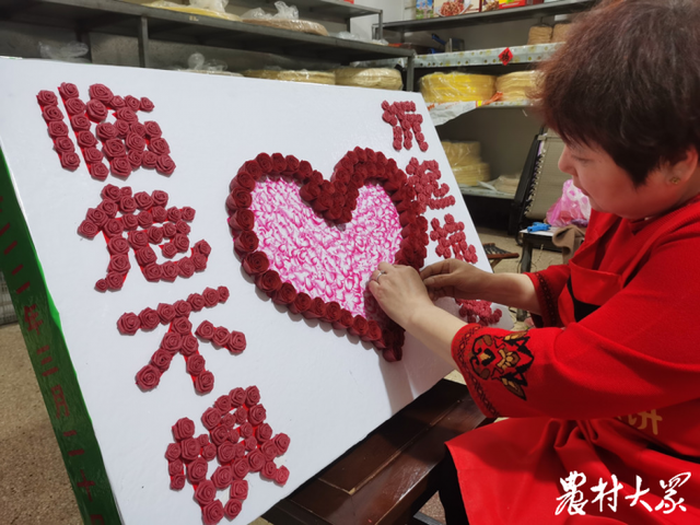 山东手造｜不止“卷万物”，她用煎饼卷出一个“花花世界”