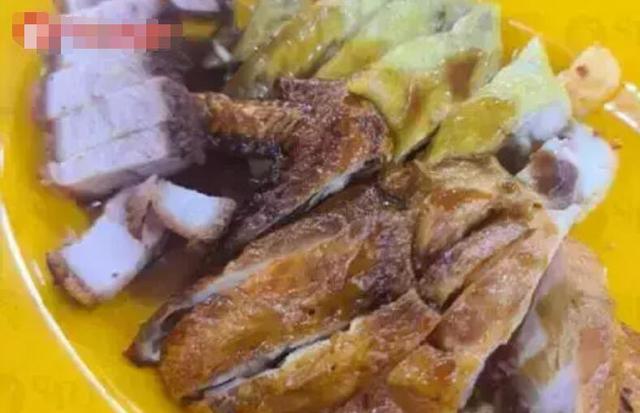 “老板鸡饭怎么这么贵”新加坡小贩豪横：吃不起就不要再来买