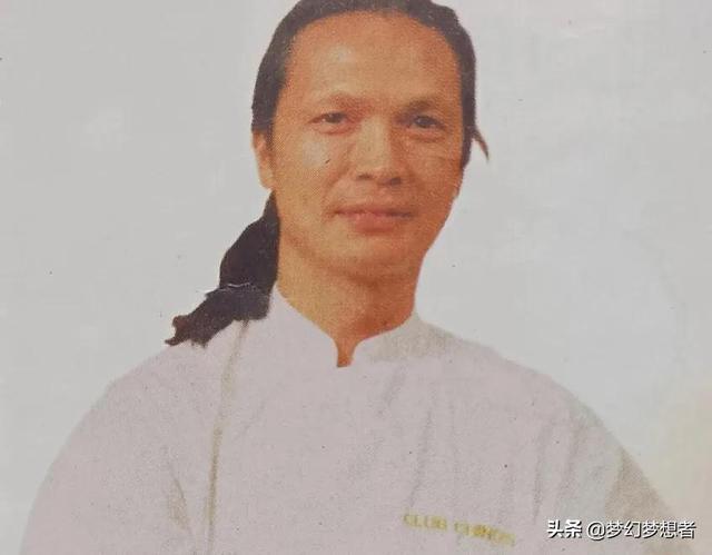 烧出与众不同的菜——世界十大热门厨师—李国玮